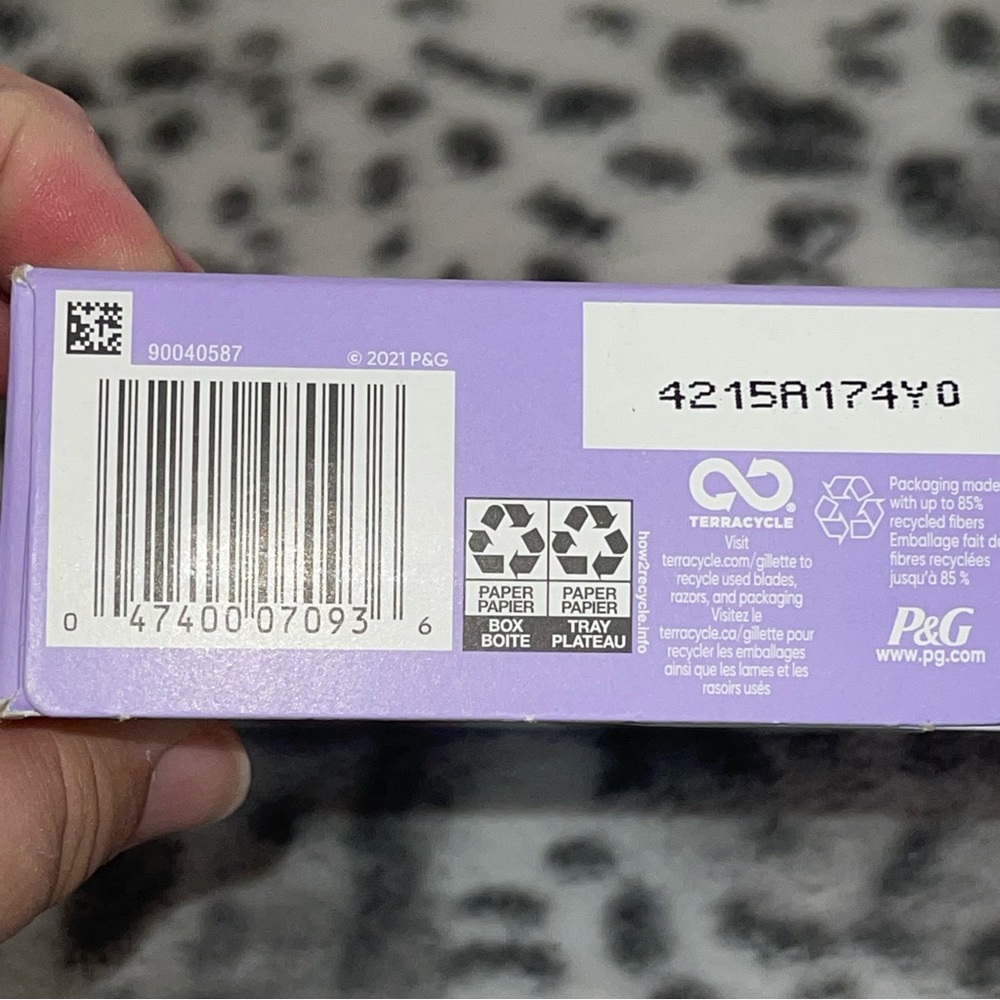 Gillette Venus Razor - Picture 4 of 8